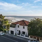 Luxury, Renovated, Oceanfront Home With Incredible Deck & Views - Dogs Welcome