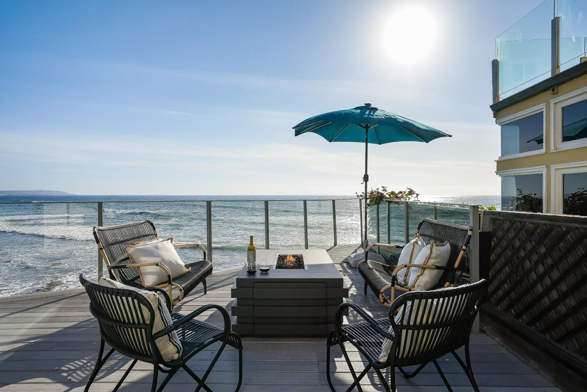 Luxury, Renovated, Oceanfront With Incredible Deck & Views - Dogs Welcome San Diego