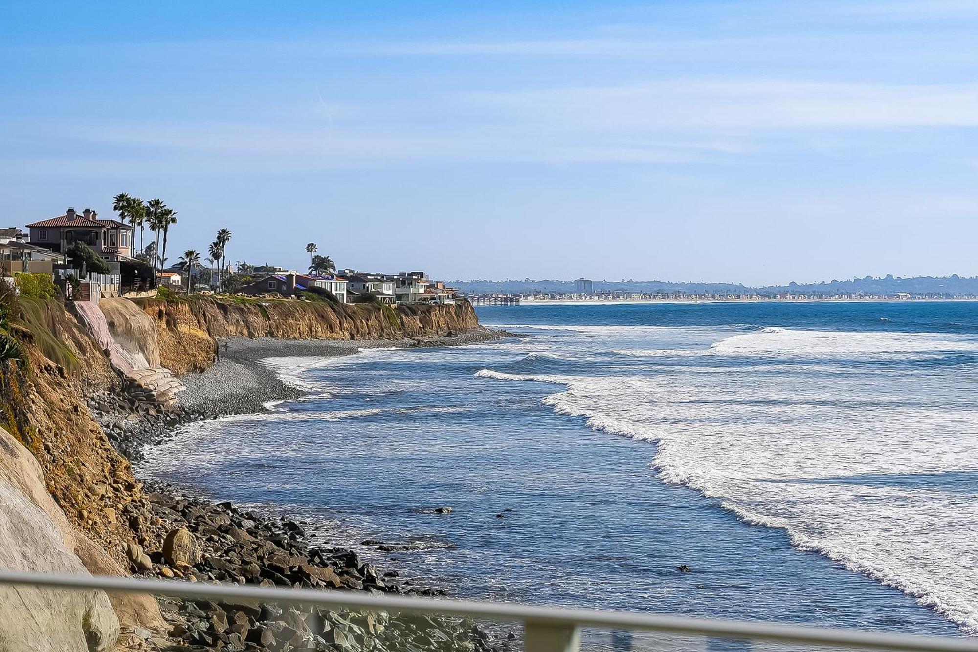 Luxury, Renovated, Oceanfront With Incredible Deck & Views - Dogs Welcome